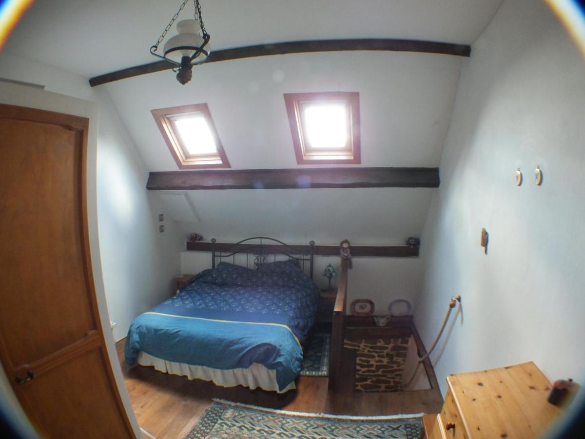 La Maison De Poupee Berrien Buitenkant foto